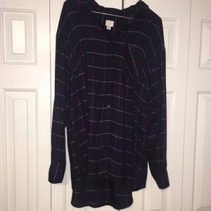 Long sleeve plaid shirt